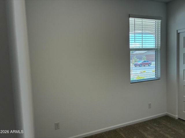 17321 W GRAY FOX Trail, Surprise, AZ 85387