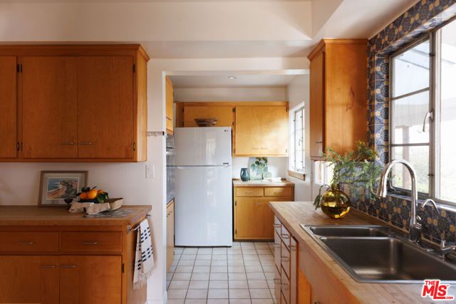 1575 E Loma Alta Drive, Altadena, CA 91001