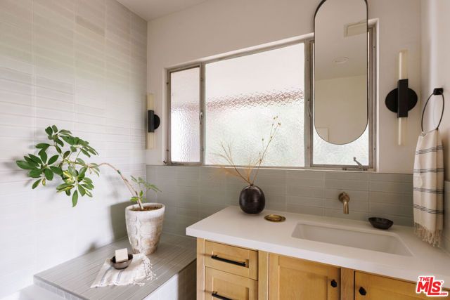 1575 E Loma Alta Drive, Altadena, CA 91001