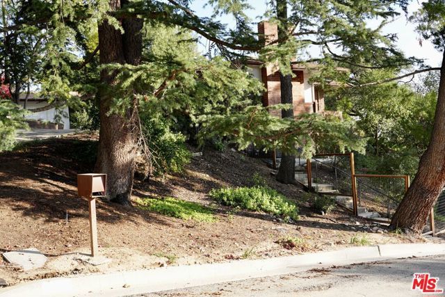 1575 E Loma Alta Drive, Altadena, CA 91001