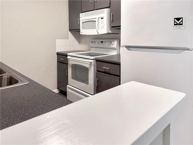 475 Mount Vernon Highway NE 211B, Atlanta, GA 30328