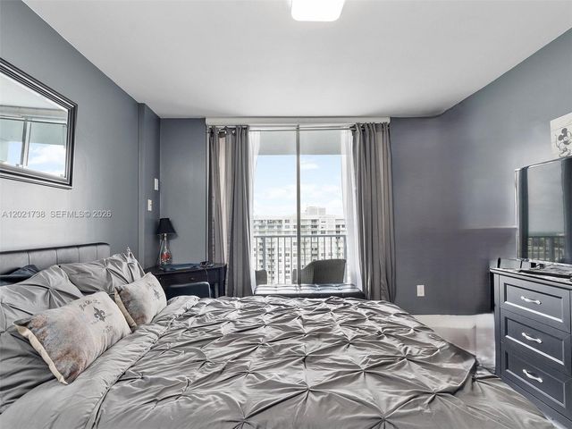 2851 NE 183rd Street 2112E, Aventura, FL 33160