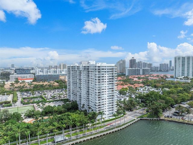 2851 NE 183rd Street 2112E, Aventura, FL 33160