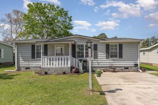 121 Queens Rd., Little River, SC 29566