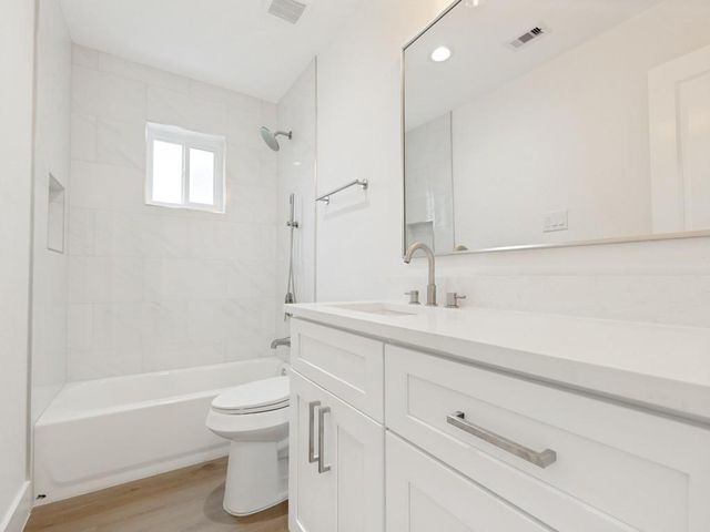 6915 Foxwaithe Lane, Humble, TX 77338
