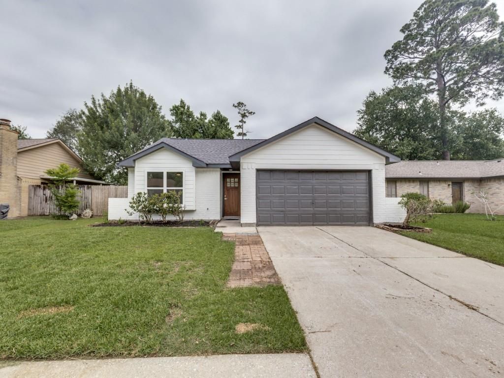 6915 Foxwaithe Lane, Humble, TX 77338