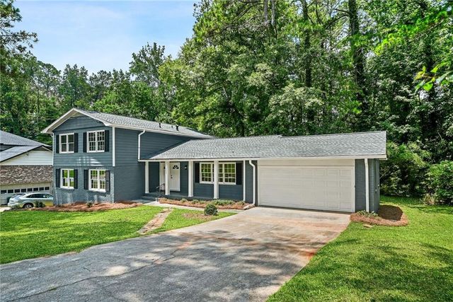 3235 Wintercreeper Drive, Lithonia, GA 30038