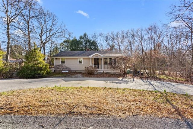 800 Tunk Hill Road, Scituate, RI 02825