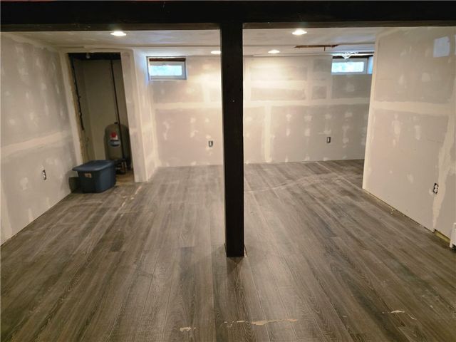 800 Tunk Hill Road, Scituate, RI 02825