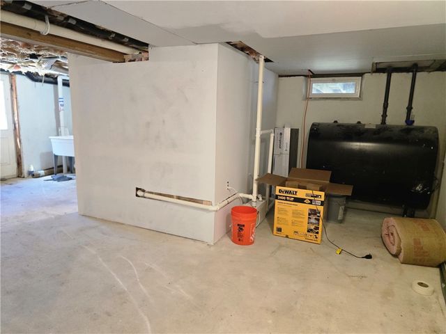 800 Tunk Hill Road, Scituate, RI 02825