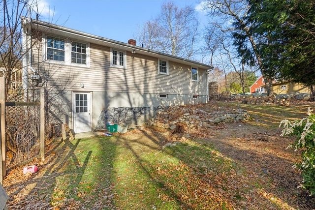 800 Tunk Hill Road, Scituate, RI 02825