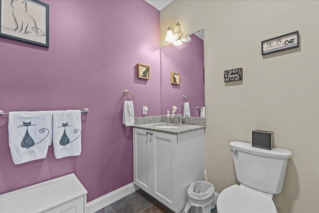 76 Chase Court, Essex, VT 05452