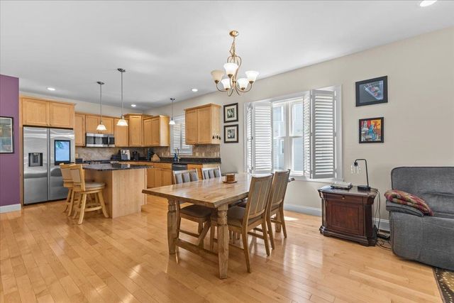 76 Chase Court, Essex, VT 05452