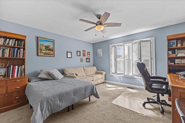 76 Chase Court, Essex, VT 05452