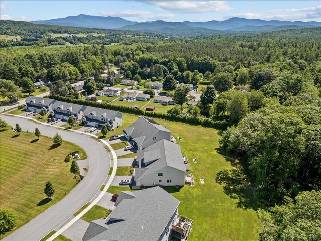 76 Chase Court, Essex, VT 05452