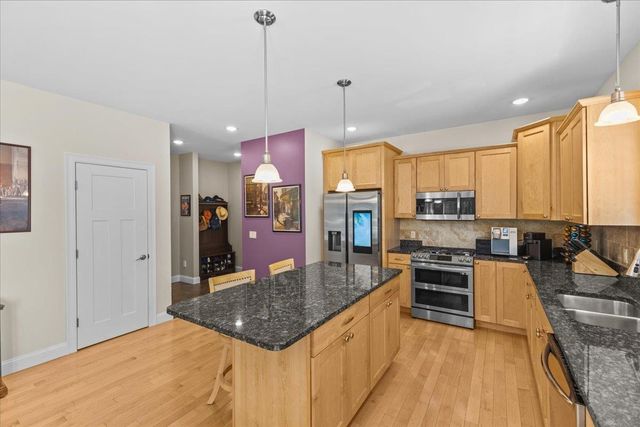 76 Chase Court, Essex, VT 05452