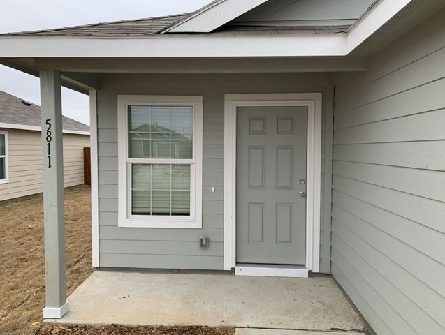 5811 Grindstone Drive, Forney, TX 75126