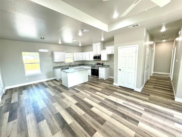 3415 Henderson Street, Greenville, TX 75401