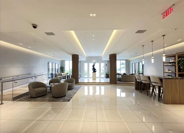 888 Brickell Key Drive 3007, Miami, FL 33131