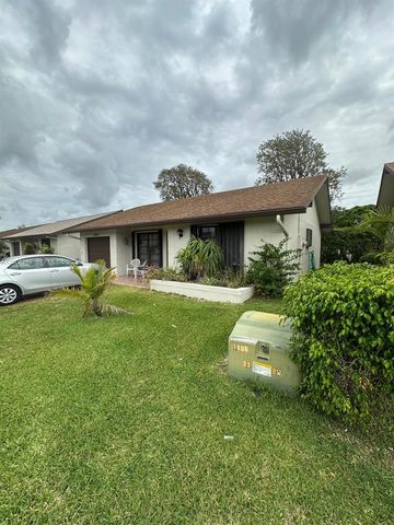 1995 SW 15th Pl, Deerfield Beach, FL 33442