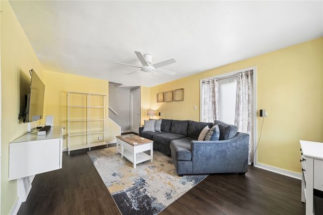 411 Macfarlane, Penn Hills, PA 15235