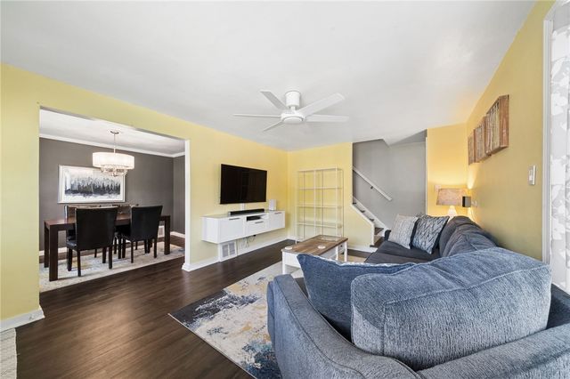 411 Macfarlane, Penn Hills, PA 15235