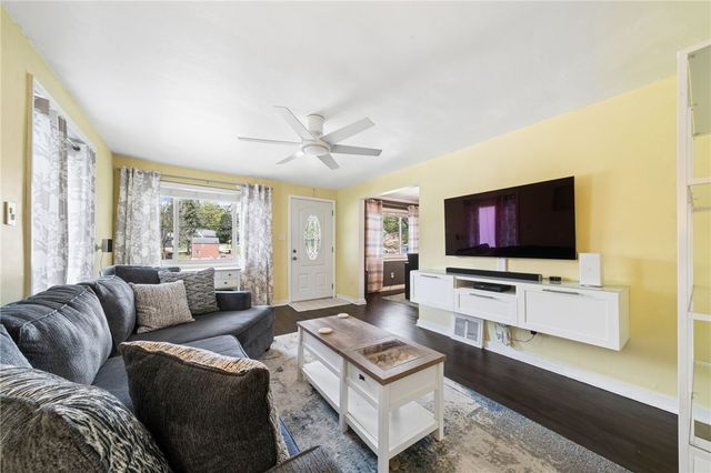411 Macfarlane, Penn Hills, PA 15235