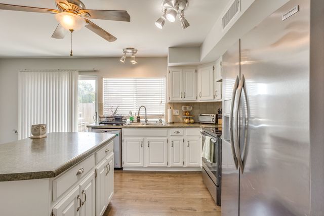 3226 Delaford Drive, Carrollton, TX 75007