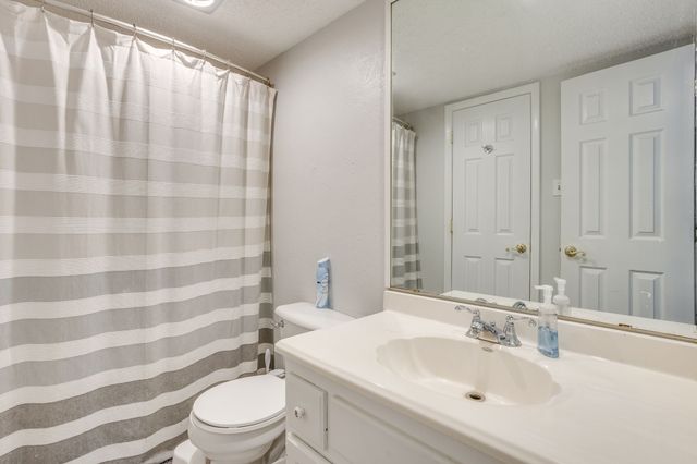 3226 Delaford Drive, Carrollton, TX 75007