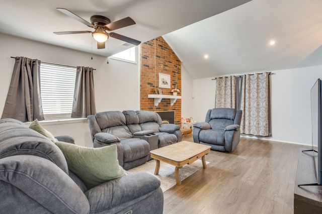 3226 Delaford Drive, Carrollton, TX 75007