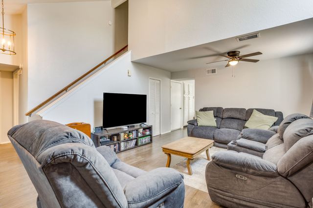 3226 Delaford Drive, Carrollton, TX 75007