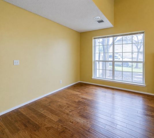 12900 Medina River WAY, Austin, TX 78732
