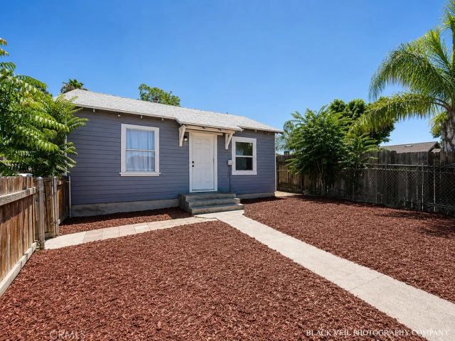 2003 Virginia Street, Bakersfield, CA 93305