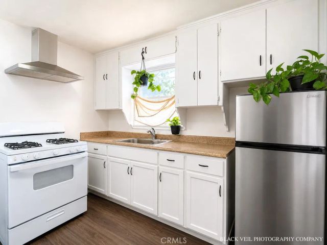 2003 Virginia Street, Bakersfield, CA 93305