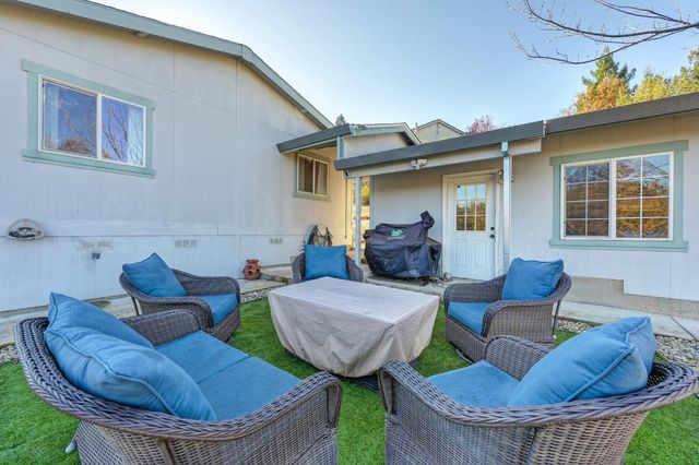 2541 Knollwood Dr, Cameron Park, CA 95682