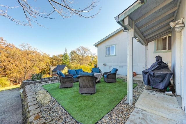 2541 Knollwood Dr, Cameron Park, CA 95682