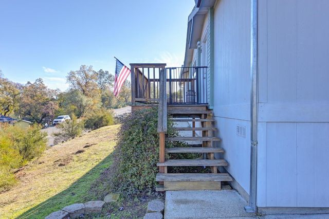 2541 Knollwood Dr, Cameron Park, CA 95682