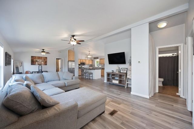 2541 Knollwood Dr, Cameron Park, CA 95682