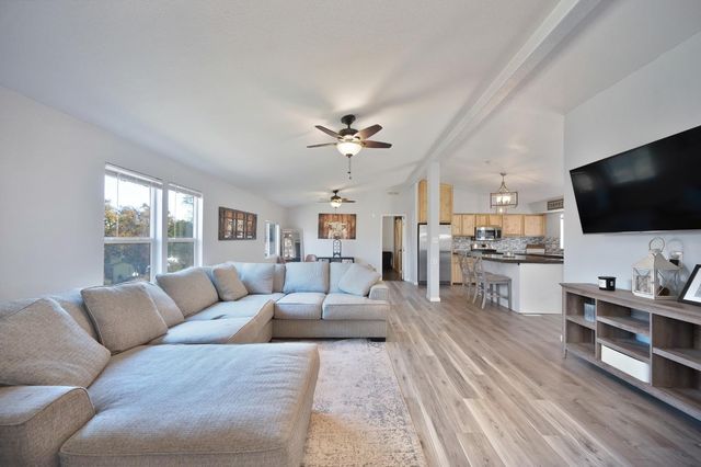 2541 Knollwood Dr, Cameron Park, CA 95682