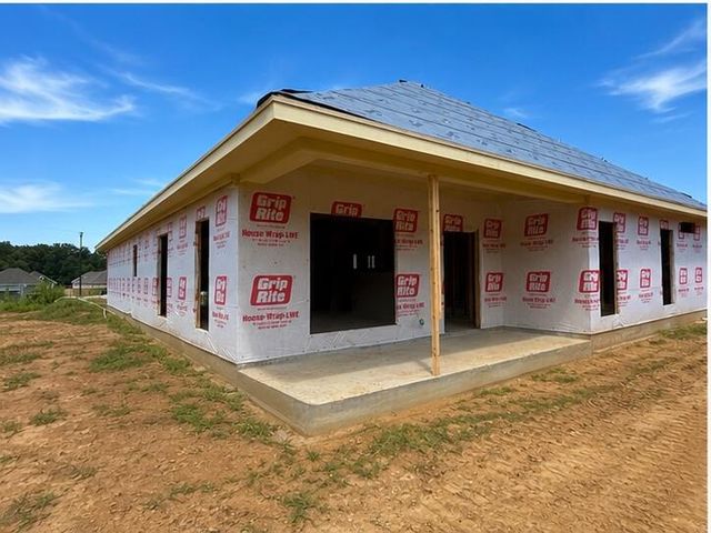 19 Maize Field Dr., Hattiesburg, MS 39402