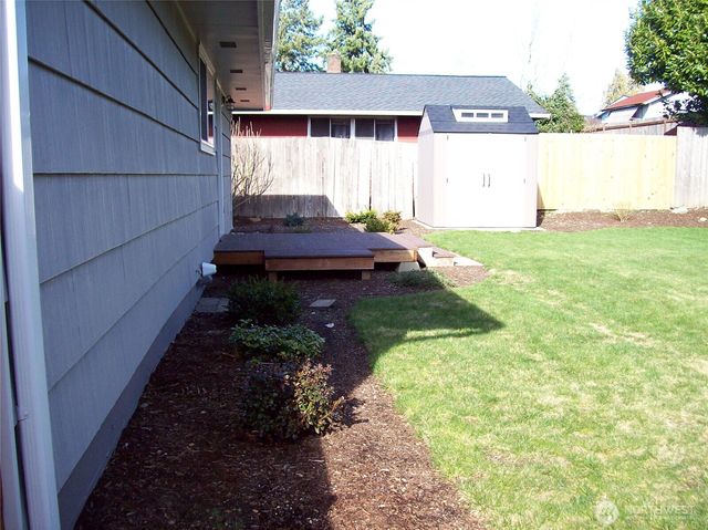 8843 S G Street, Tacoma, WA 98444