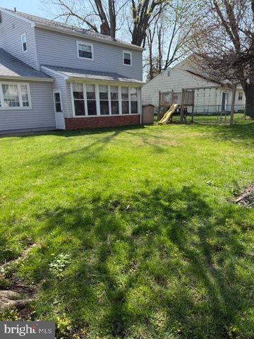 306 VALLEY RUN DR, Cherry Hill, NJ 08002