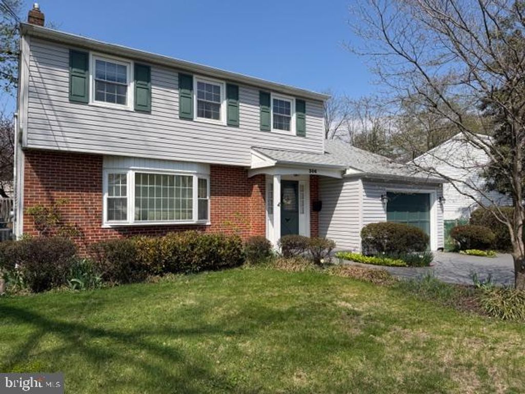 306 VALLEY RUN DR, Cherry Hill, NJ 08002
