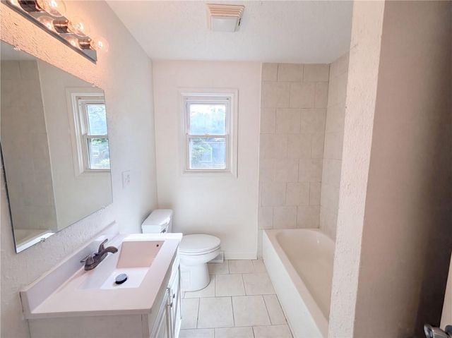 11121 Herrick Avenue, Kansas City, MO 64134