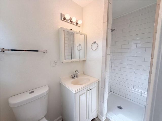 11121 Herrick Avenue, Kansas City, MO 64134