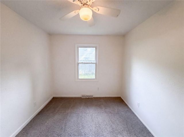 11121 Herrick Avenue, Kansas City, MO 64134
