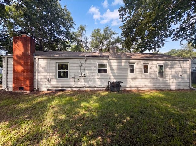 11121 Herrick Avenue, Kansas City, MO 64134
