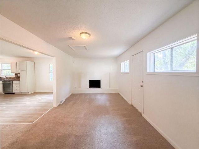 11121 Herrick Avenue, Kansas City, MO 64134