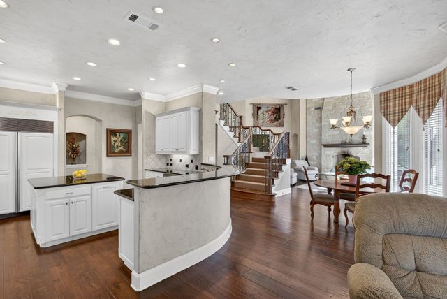 2125 Bradford Park, Fort Worth, TX 76107