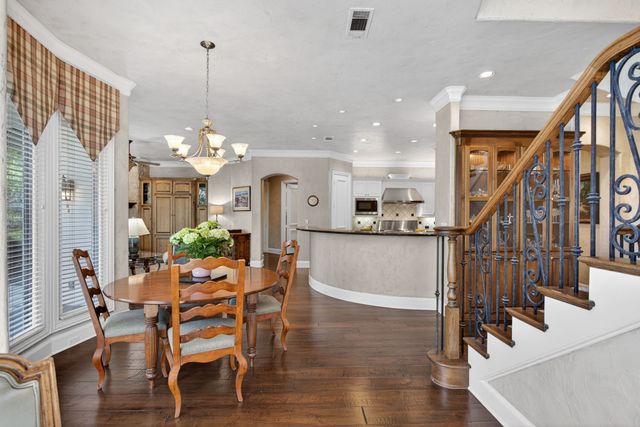 2125 Bradford Park, Fort Worth, TX 76107